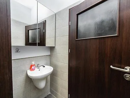 Pokoje Pracownicze Trzebiatowska 40 Hostel